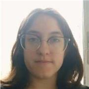 Profesora de primaria apta para todas las materias.